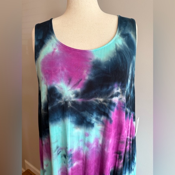 NWT Torrid Tie-Dye Super Soft Hi-Lo Maxi Dress - Torrid Size 4 (26, 4X) - Picture 4 of 15